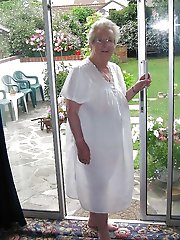 Charming old lass having sloppy vagina