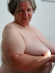 Sexy-shaped older whores enjoy a tasty boner so much