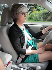 Super sexy grannies ! yum yum !